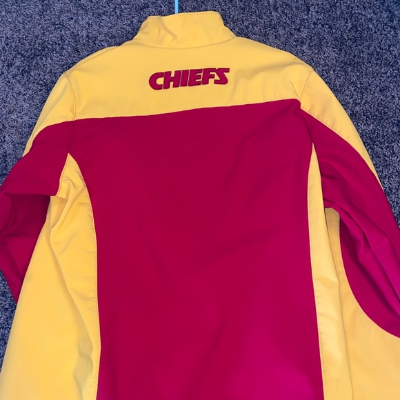 Chiefs jacket - Picture 3 of 3